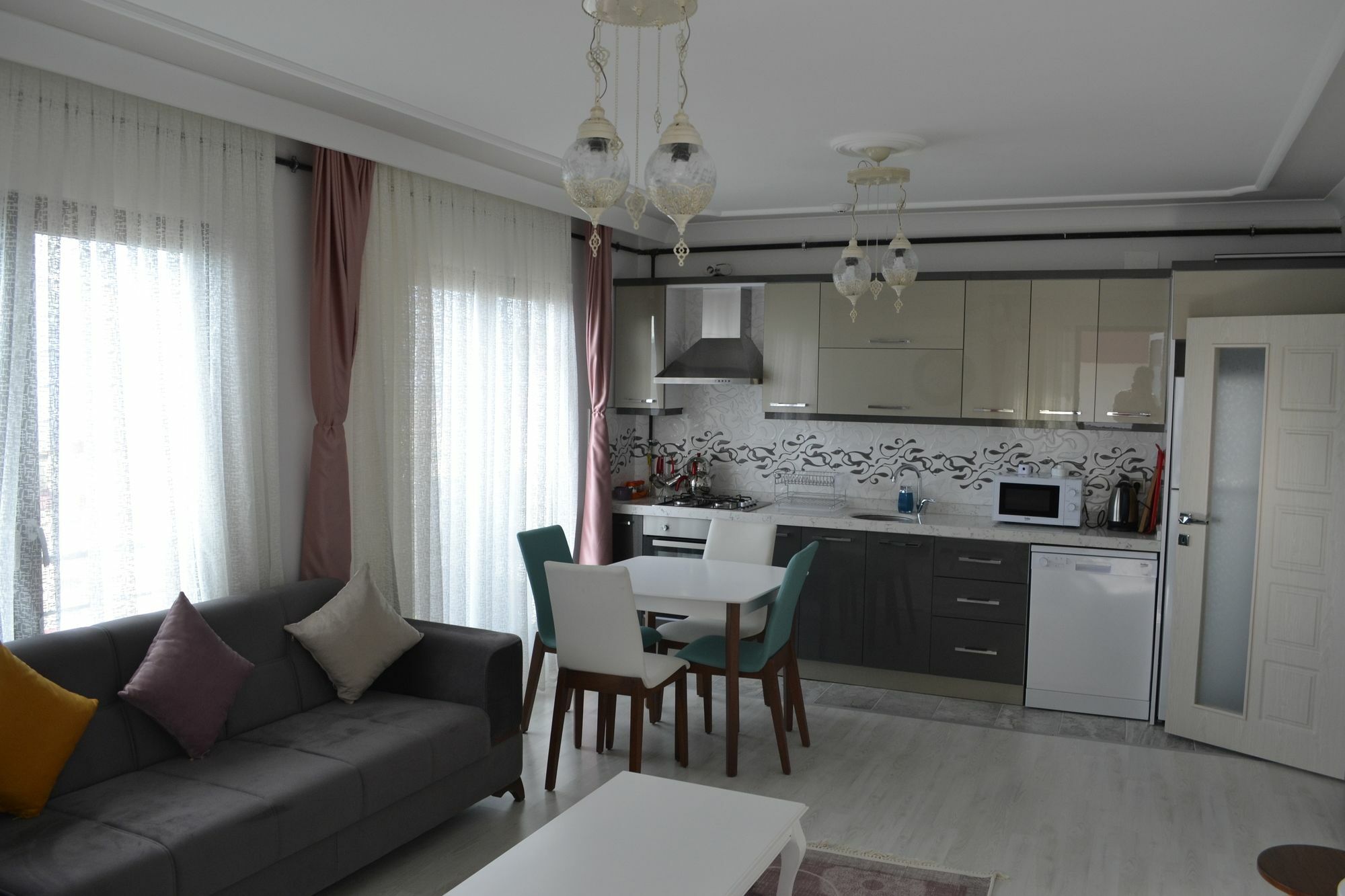 Verizana Apartments Трабзон Екстериор снимка